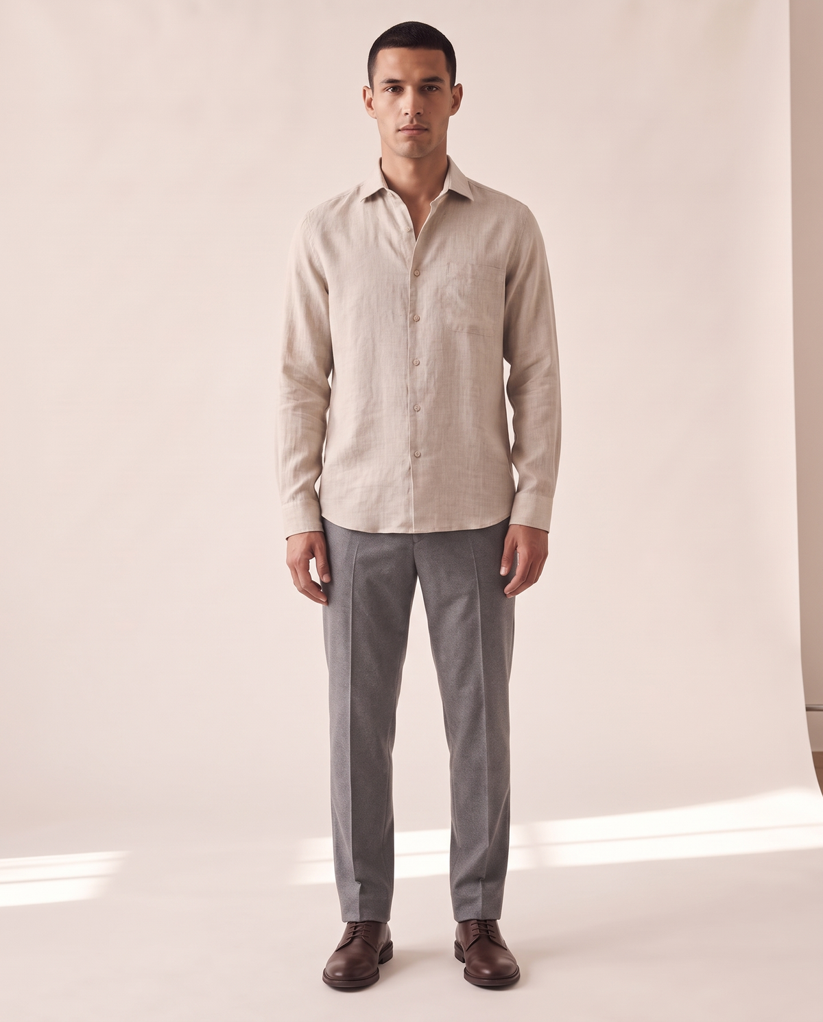Model wearing The Salcombe linen shirt, front view