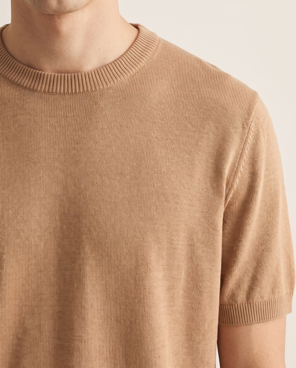 Close-up of the ribbed crew neckline on The Hanbury