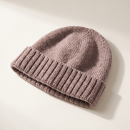The Fairfax cashmere beanie with its ribbed edge
