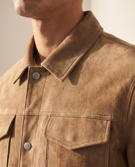 Close-up of the collar and chest pocket on The Mayfair