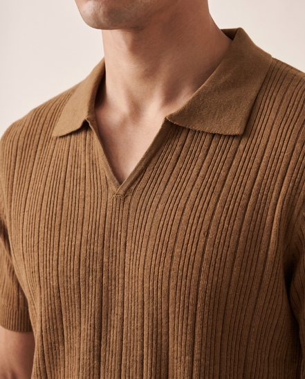 Close-up of the open buttonless collar on The Henley