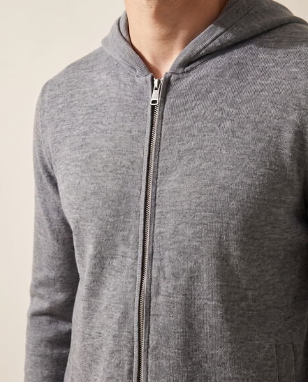 Close-up of the full-length zip on The Brackley